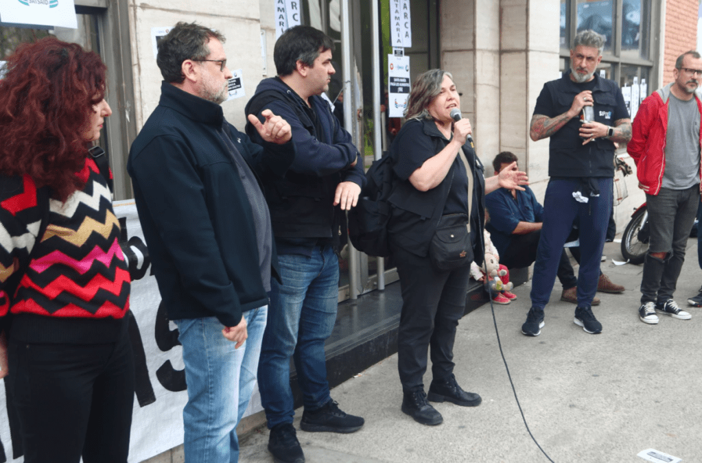 Reclamo en medios del Grupo Octubre: piden la renuncia de Santa María a la&nbsp;CGT