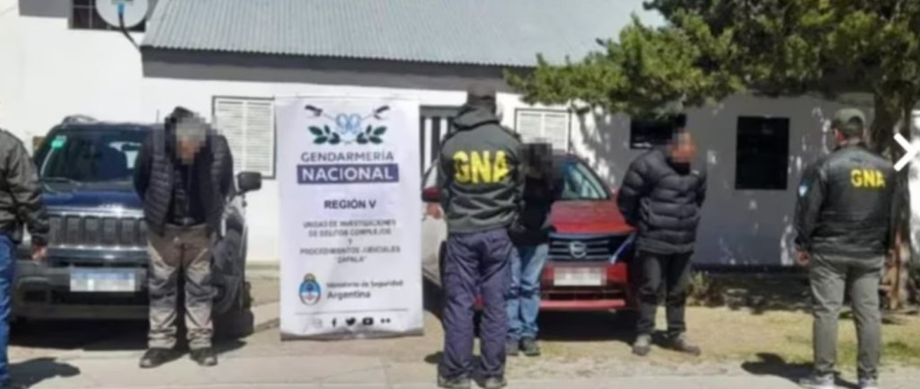 Golpe al Tráfico Ilegal: Desbaratan una Banda que Trasladaba Personas de Chile a&nbsp;Neuquén