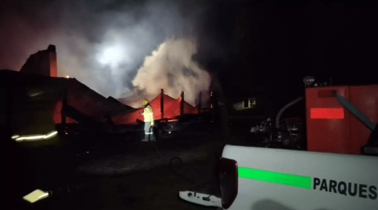 Incendios en el Parque Los Alerces: un quincho destruido y focos bajo&nbsp;control