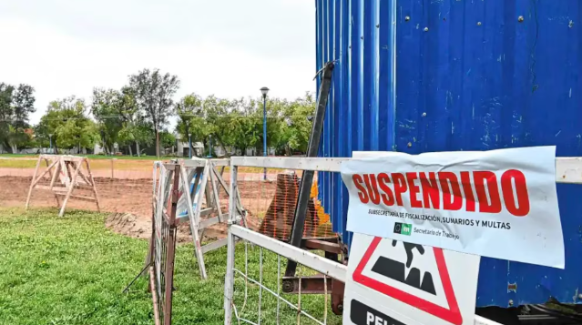 Río Negro: murió un operario tras el derrumbe de una obra cloacal en General&nbsp;Roca