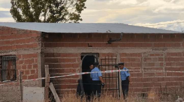 Neuquén: investigan la muerte de un hombre de 29 años hallado junto a un arma&nbsp;casera