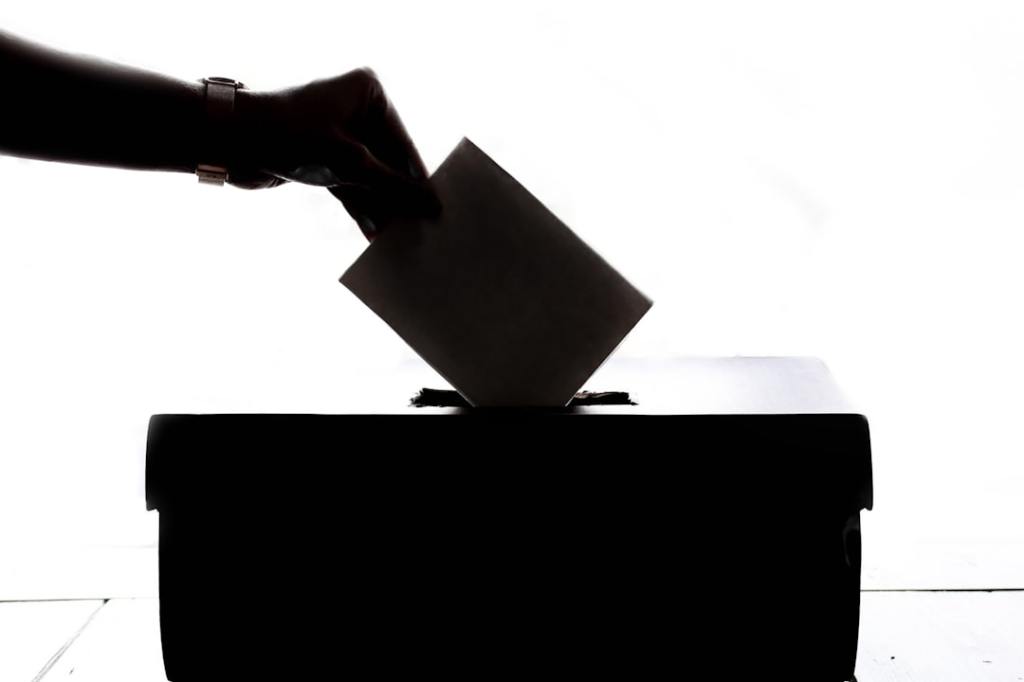 La presión de intendentes kirchneristas por cambiar la ley de reelecciones